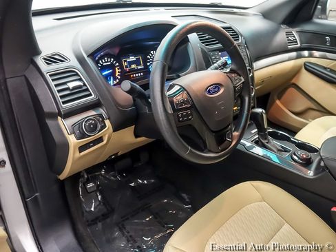 Used 2017 Ford Explorer 4WD image 10