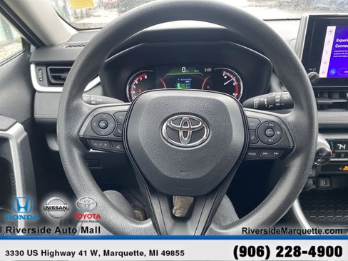 Used 2024 Toyota RAV4 XLE image 29