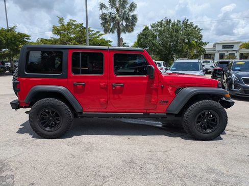 Used 2022 Jeep Wrangler Unlimited Sport AWD/4WD image 4