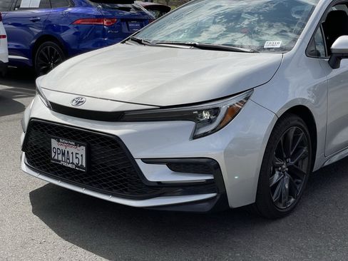 Used 2024 Toyota Corolla SE image 11