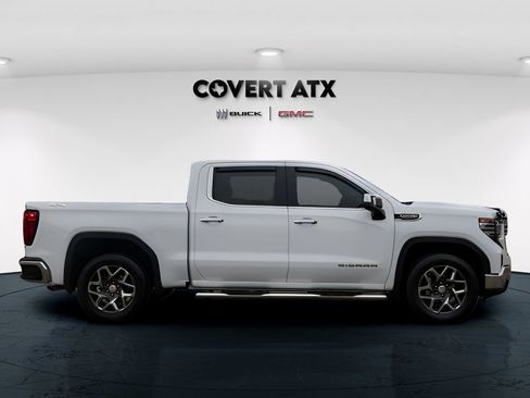 Used 2022 GMC Sierra 1500 SLT w/ SLT Convenience Package AWD/4WD image 8
