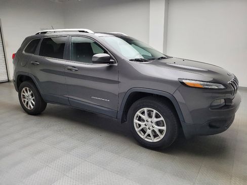 Used 2014 Jeep Cherokee Latitude w/ Comfort/Convenience Group AWD/4WD image 11