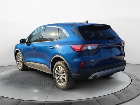 Used 2022 Ford Escape SE AWD/4WD image 3
