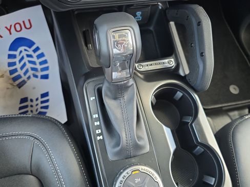 New 2025 Ford Bronco Badlands w/ Sasquatch Package AWD/4WD image 19