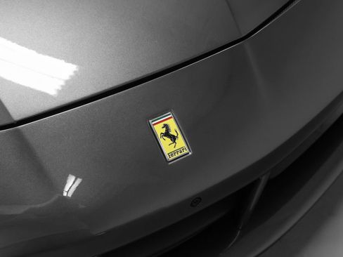 Certified 2018 Ferrari 488 Spider RWD image 5