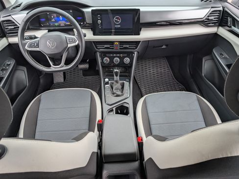 Used 2025 Volkswagen Taos S w/ Taos MDO Package image 22