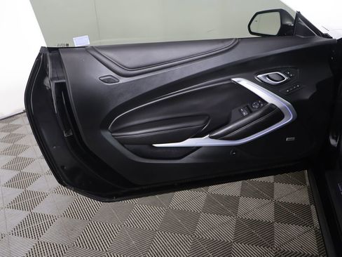 Used 2017 Chevrolet Camaro SS RWD image 24