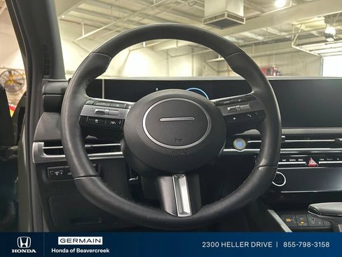 Used 2025 Hyundai Santa Cruz Limited AWD/4WD image 16