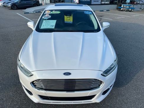 Used 2016 Ford Fusion Titanium image 3