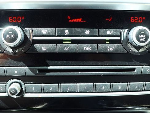 Used 2018 BMW X4 M40i image 46