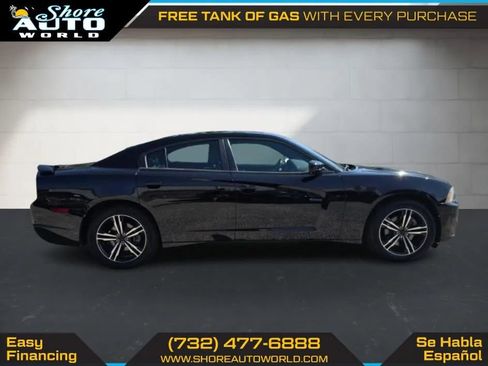 Used 2013 Dodge Charger SXT Plus AWD/4WD image 4