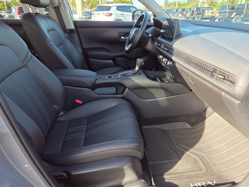Used 2026 Honda HR-V EX-L image 15