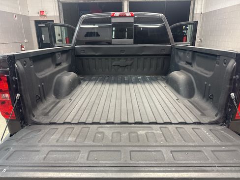 Used 2015 Chevrolet Silverado 1500 LTZ Z71 w/ LTZ Plus Package AWD/4WD image 30