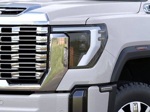 New 2025 GMC Sierra 2500 Denali image 10