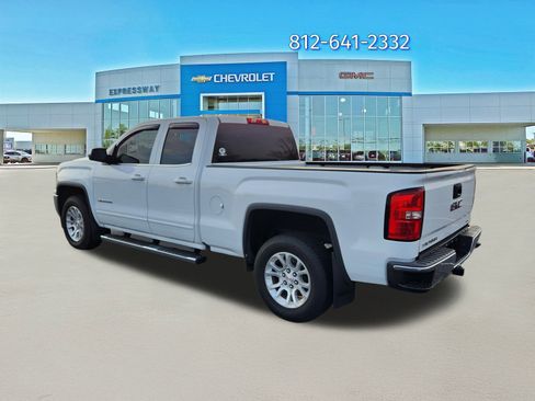 Used 2017 GMC Sierra 1500 SLE w/ SLE Value Package image 5