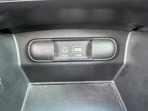 Used 2017 Kia Sorento FWD w/ LX Convenience Package image 35