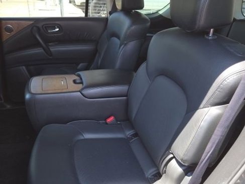 Used 2023 Nissan Armada SL w/ Captain's Chairs Package image 11
