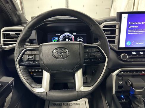 Used 2025 Toyota Tundra Platinum image 19