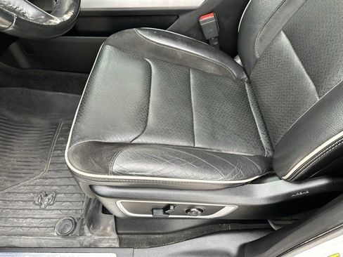 Used 2020 RAM 1500 Laramie w/ Sport Appearance Package image 22