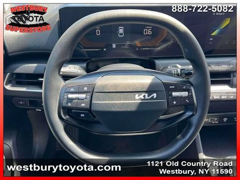 Used 2025 Kia K4 FWD image 17