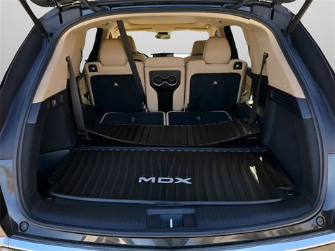 Used 2023 Acura MDX SH-AWD w/ Technology Package image 8