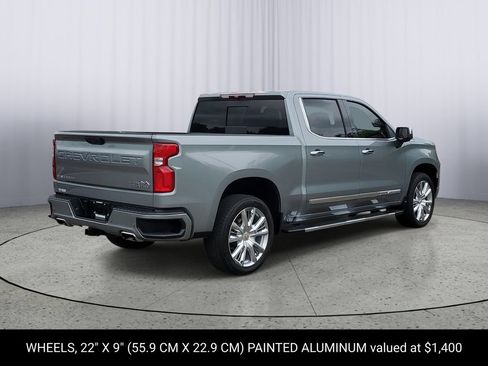 Certified 2025 Chevrolet Silverado 1500 High Country AWD/4WD image 3