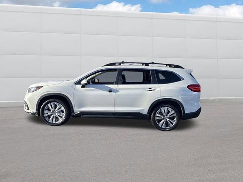 Used 2019 Subaru Ascent Premium image 2