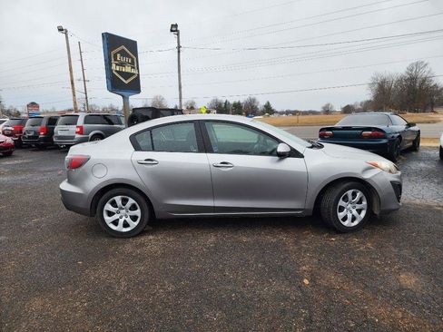 Used 2011 MAZDA MAZDA3 i Sport image 2