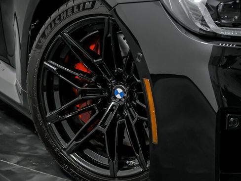 Used 2025 BMW M2 w/ Lighting Package image 3