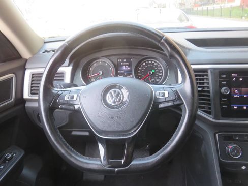 Used 2018 Volkswagen Atlas SE image 13