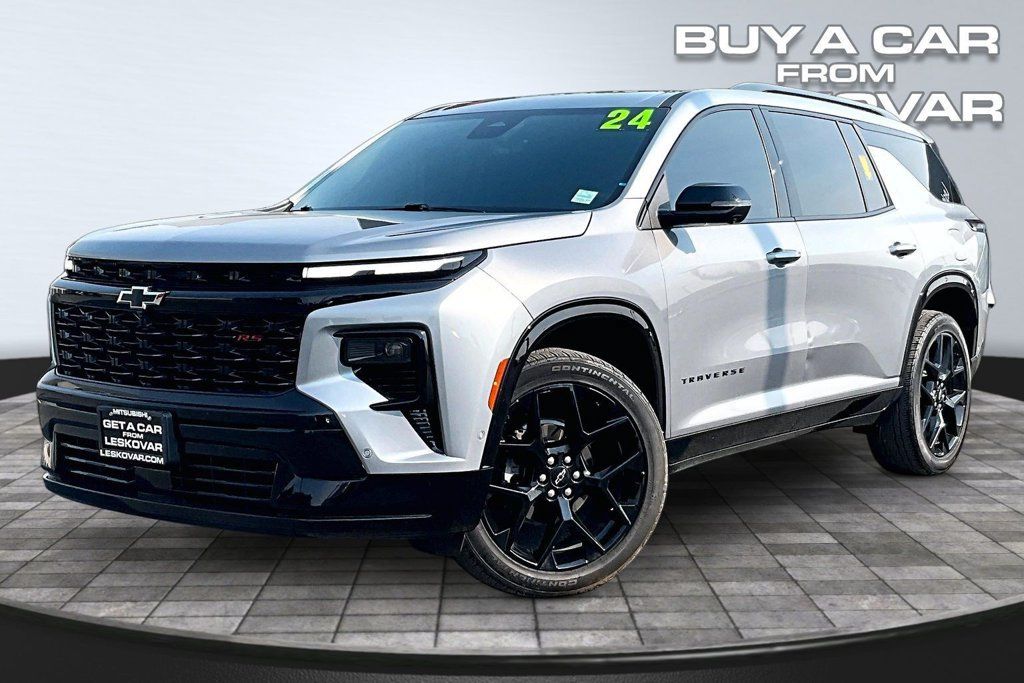 Used 2024 Chevrolet Traverse RS AWD/4WD image 12