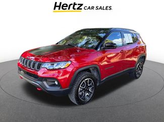 Used 2025 Jeep Compass Trailhawk video 1