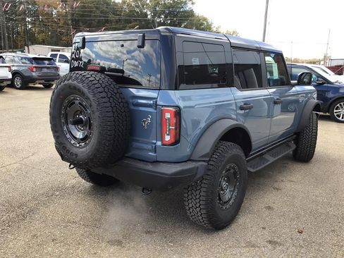 New 2025 Ford Bronco Badlands image 6