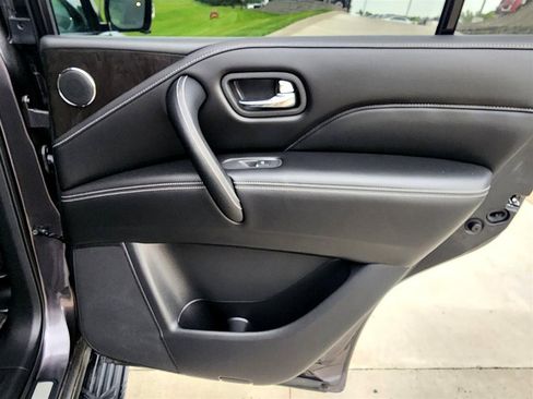 Used 2024 INFINITI QX80 Luxe image 37