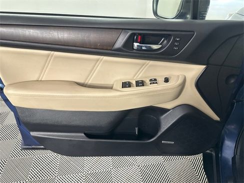 Used 2019 Subaru Outback 3.6R Limited image 19