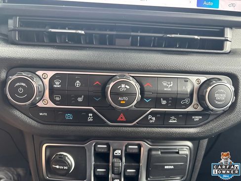Used 2025 Jeep Wrangler Unlimited Sport S 4xe AWD/4WD image 4