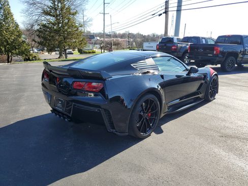 Used 2019 Chevrolet Corvette Grand Sport image 3