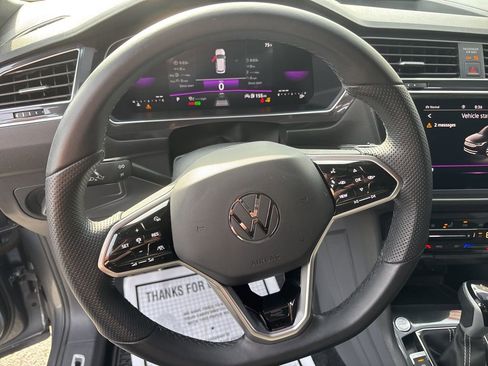 Used 2024 Volkswagen Tiguan SE R-Line image 22