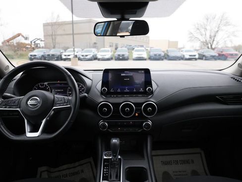 Used 2022 Nissan Sentra SV w/ Trunk Package image 14