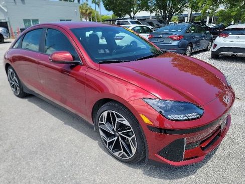 Used 2023 Hyundai Ioniq 6 SEL RWD image 4