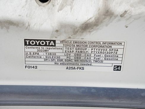 Used 2023 Toyota Camry SE image 23