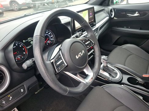 Used 2022 Kia Forte GT-Line image 24