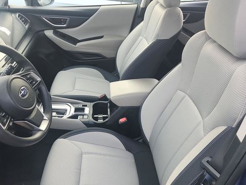 Used 2023 Subaru Forester AWD/4WD image 9