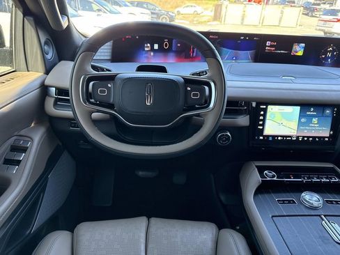 New 2026 Lincoln Navigator Black Label image 19