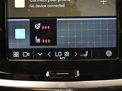 Used 2024 Volvo V60 B5 Cross Country Plus image 22