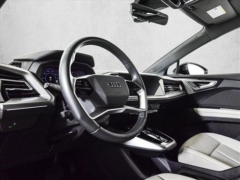 Certified 2024 Audi Q4 e-tron Premium Plus AWD/4WD image 10