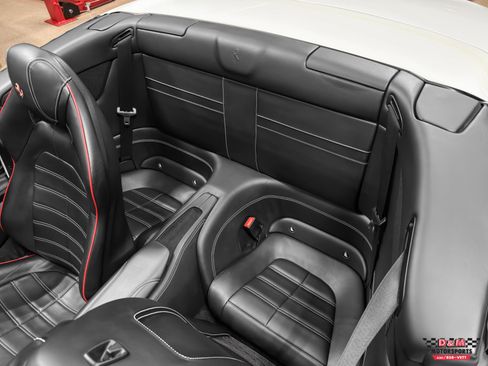 Used 2016 Ferrari California T image 31