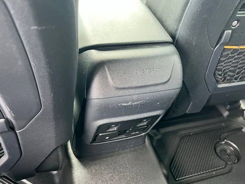 Certified 2023 Ford Bronco Badlands AWD/4WD image 17
