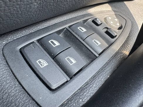 Used 2016 BMW X1 xDrive28i AWD/4WD image 14