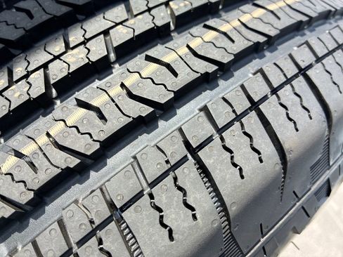 New 2025 Jeep Wrangler Sport S image 28